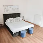 La Luna Bed & Breakfast 3*