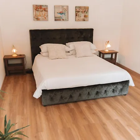 La Luna Bed and Breakfast