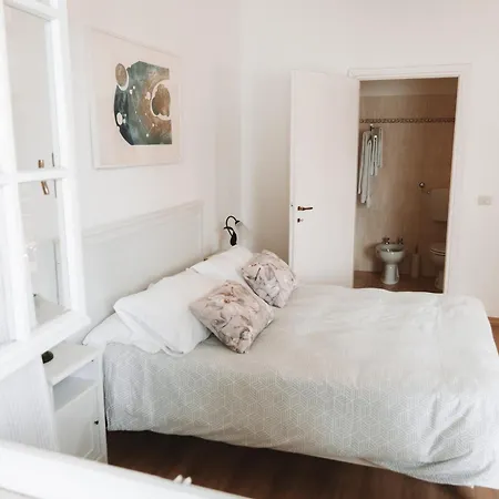 La Luna Bed and Breakfast 3*