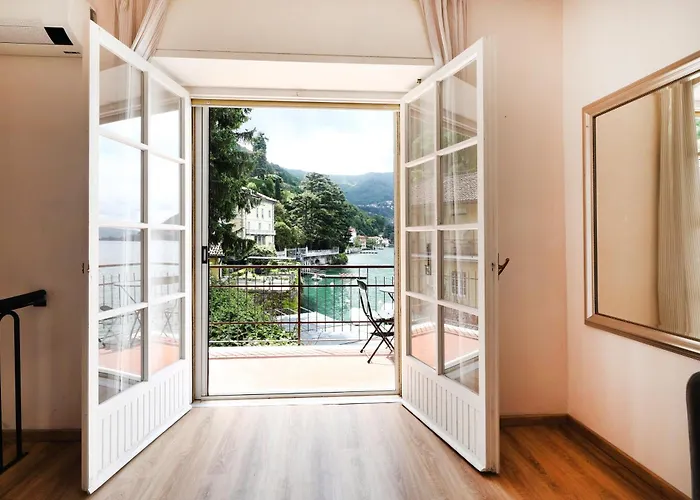 La Luna Bed and Breakfast 3*