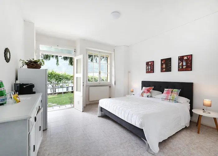 La Luna Bed and Breakfast 3*